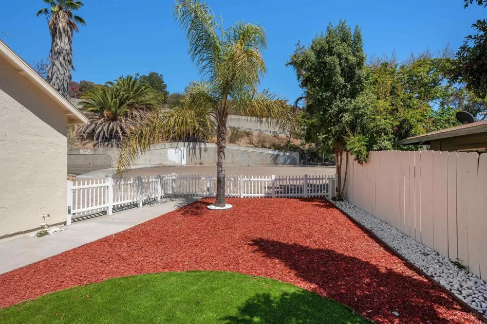 5264 Wood Street La Mesa, CA 91941