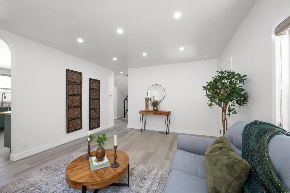 5264 Wood Street La Mesa, CA 91941