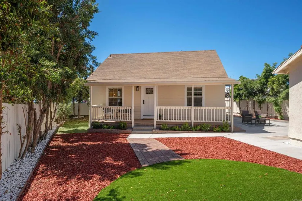 5264 Wood Street La Mesa, CA 91941