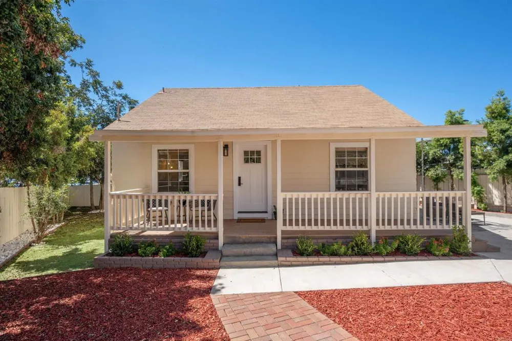 5264 Wood Street La Mesa, CA 91941