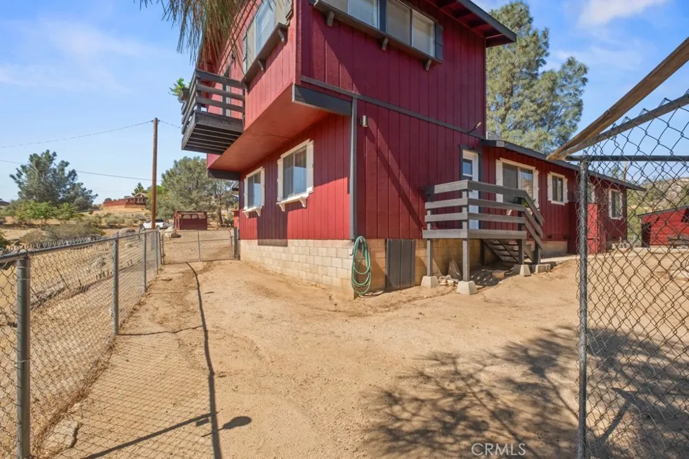 1567 O STREET Wofford Heights, CA 93285
