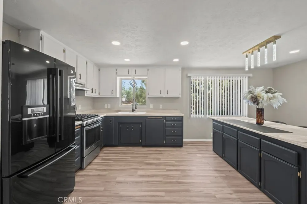 1567 O STREET Wofford Heights, CA 93285