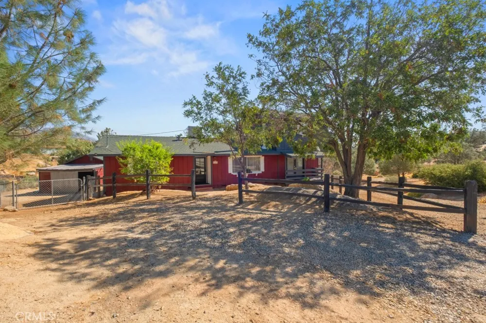 1567 O STREET Wofford Heights, CA 93285