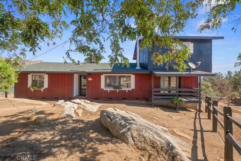 1567 O STREET Wofford Heights, CA 93285