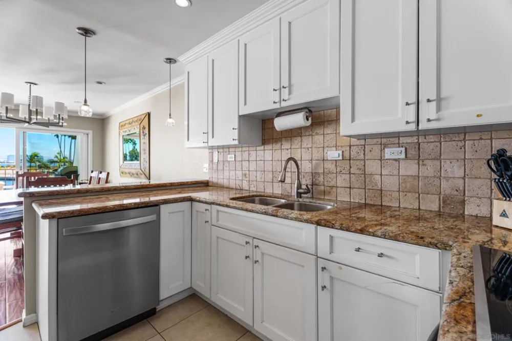 4 Antigua Ct Coronado, CA 92118