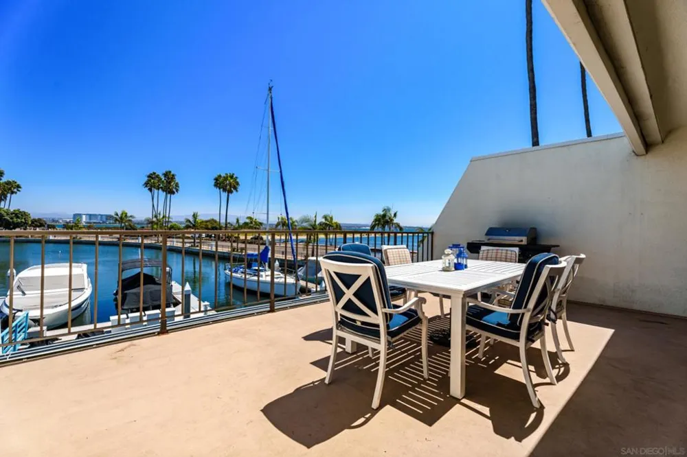 4 Antigua Ct Coronado, CA 92118