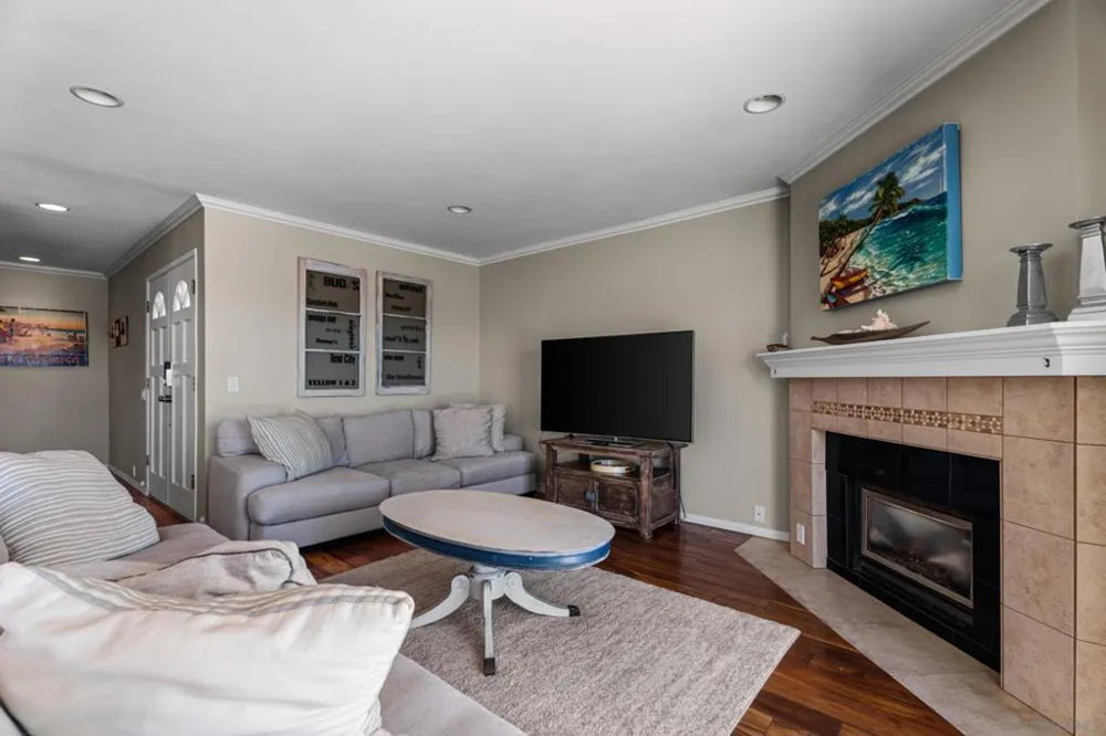 4 Antigua Ct Coronado, CA 92118