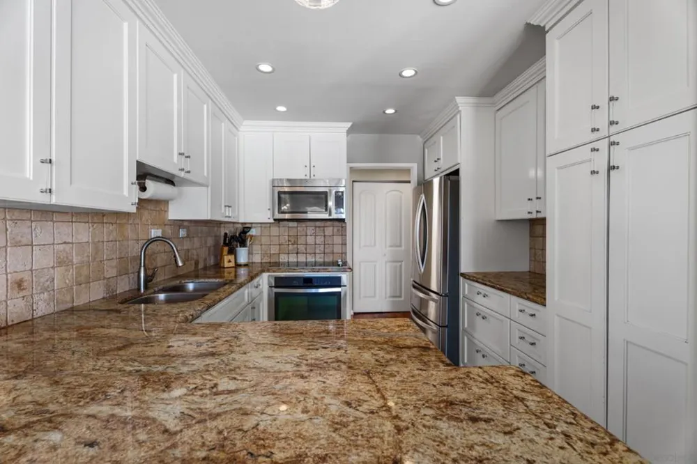 4 Antigua Ct Coronado, CA 92118
