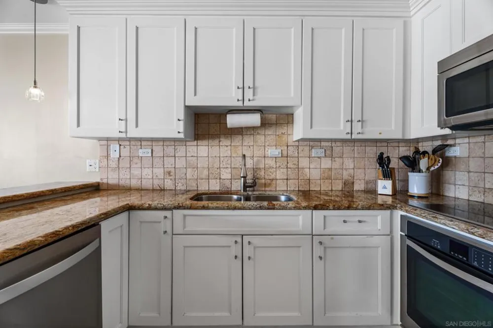 4 Antigua Ct Coronado, CA 92118