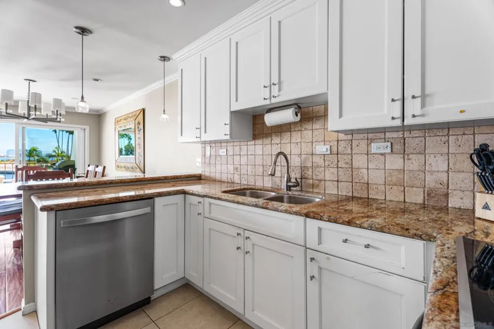 4 Antigua Ct Coronado, CA 92118