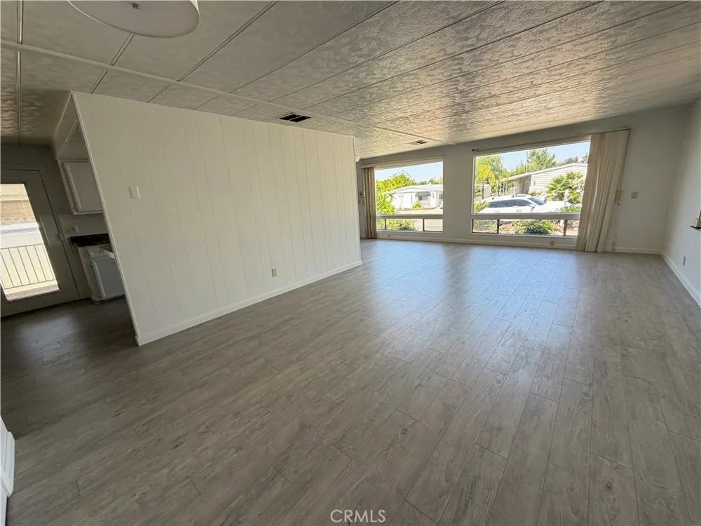 22895 Skylink Drive Canyon Lake, CA 92587