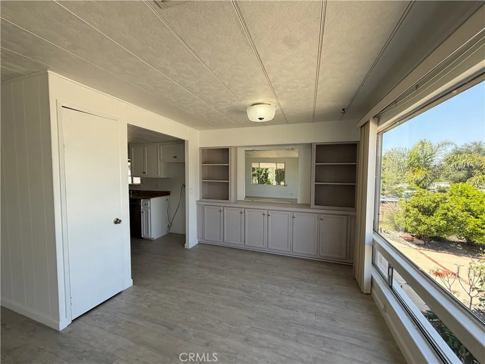22895 Skylink Drive Canyon Lake, CA 92587