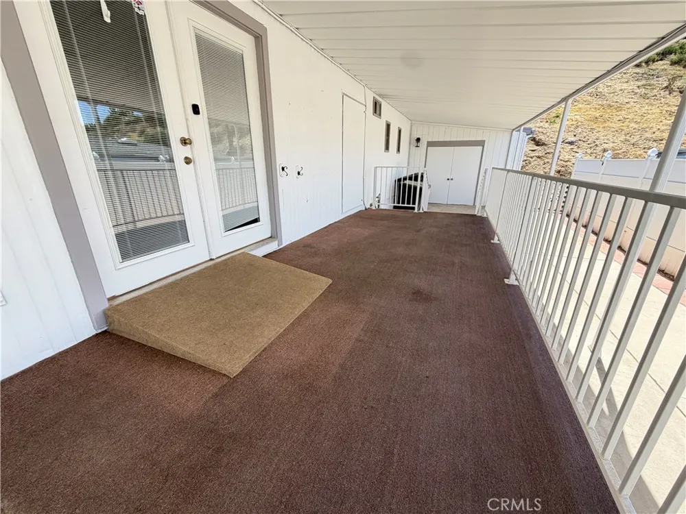 22895 Skylink Drive Canyon Lake, CA 92587