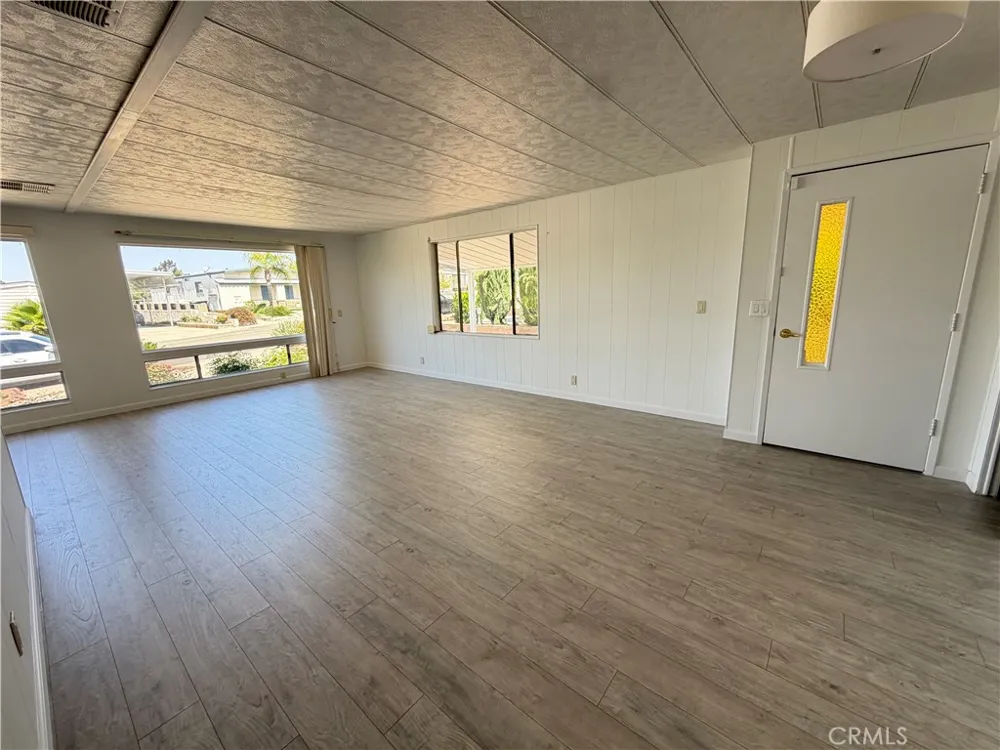 22895 Skylink Drive Canyon Lake, CA 92587