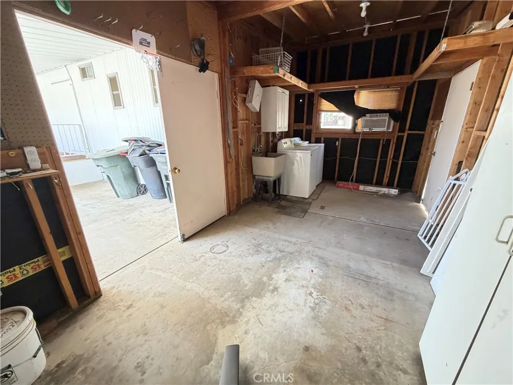 22895 Skylink Drive Canyon Lake, CA 92587