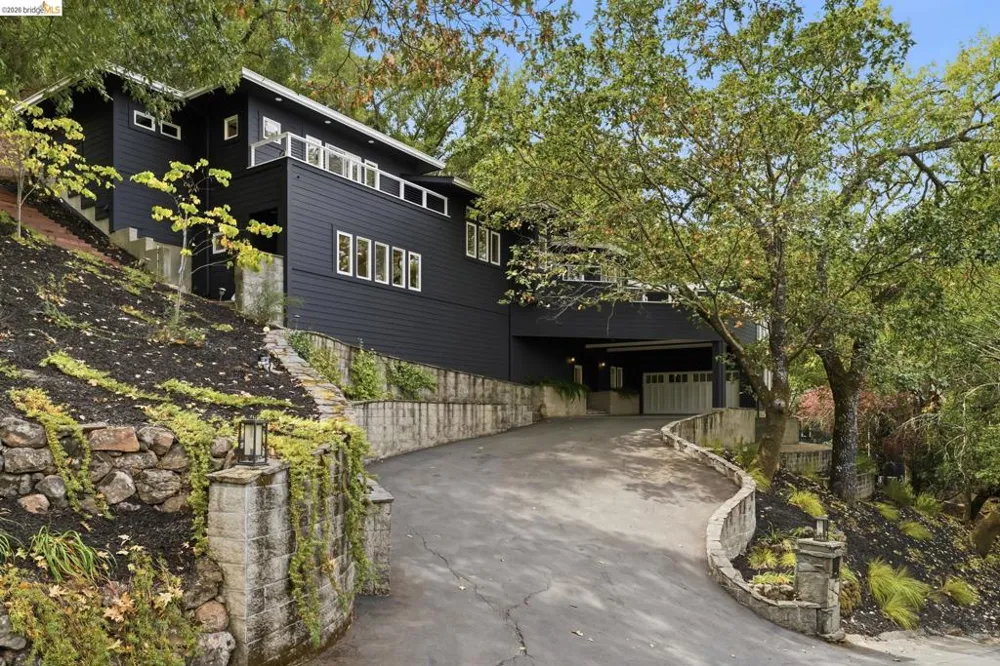 857 Mountain View Drive Lafayette, CA 94549