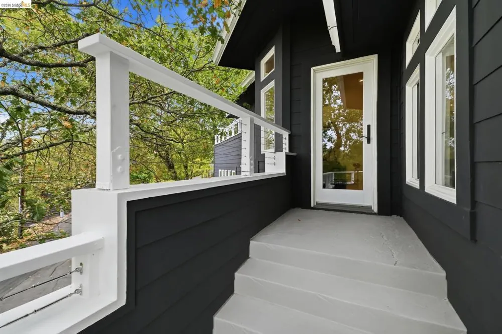 857 Mountain View Drive Lafayette, CA 94549
