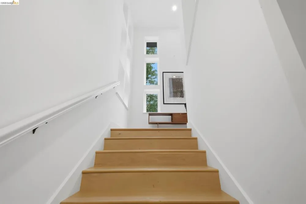 857 Mountain View Drive Lafayette, CA 94549