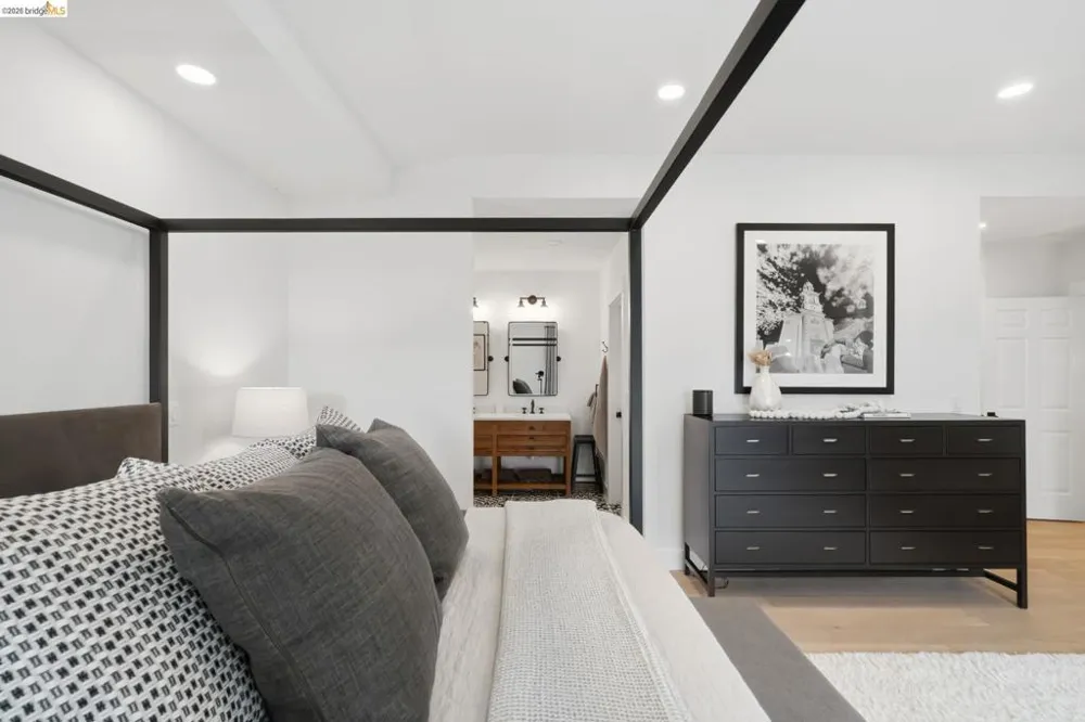 857 Mountain View Drive Lafayette, CA 94549