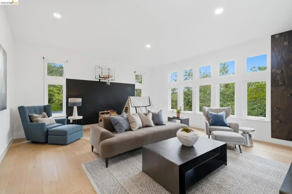 857 Mountain View Drive Lafayette, CA 94549