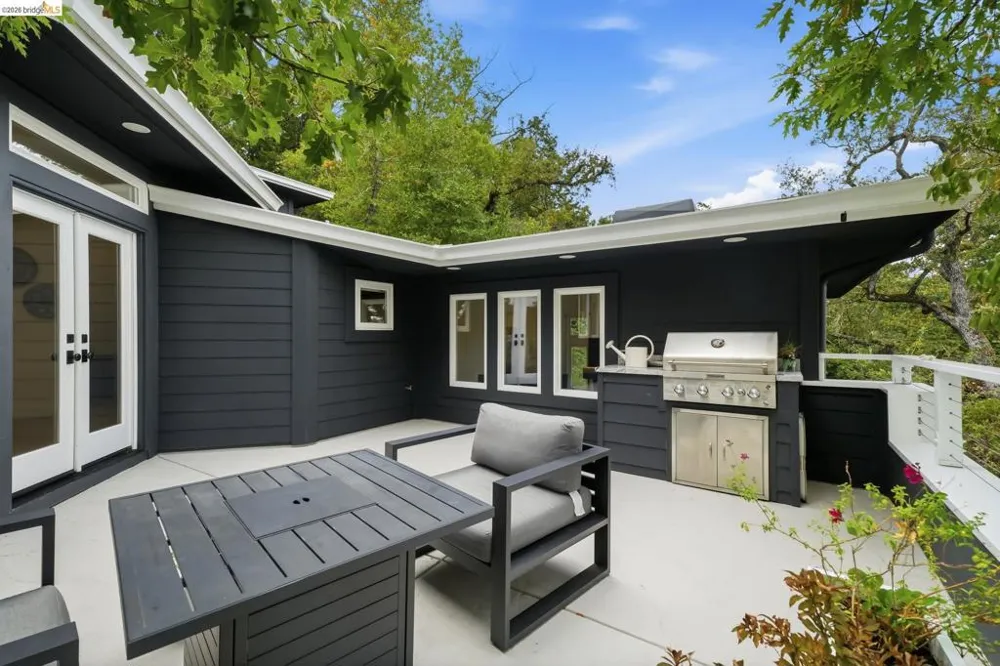 857 Mountain View Drive Lafayette, CA 94549