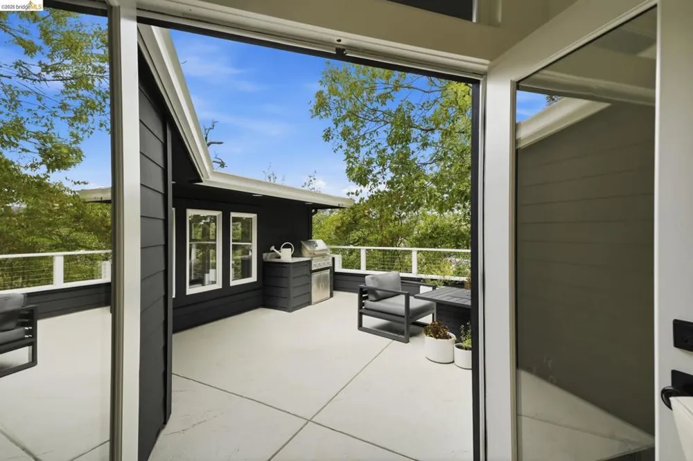857 Mountain View Drive Lafayette, CA 94549