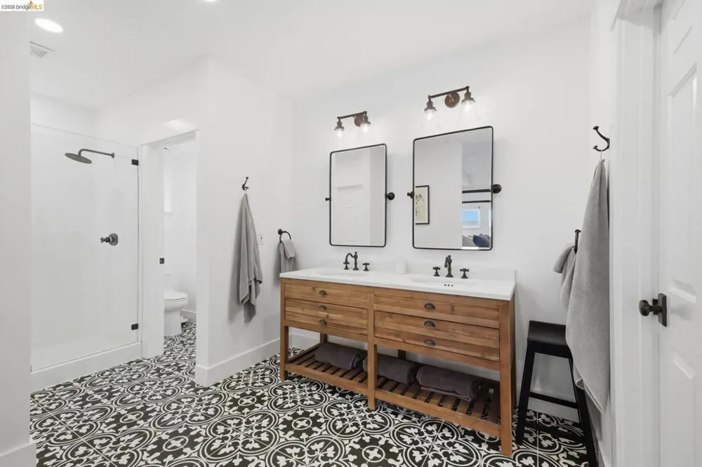 857 Mountain View Drive Lafayette, CA 94549