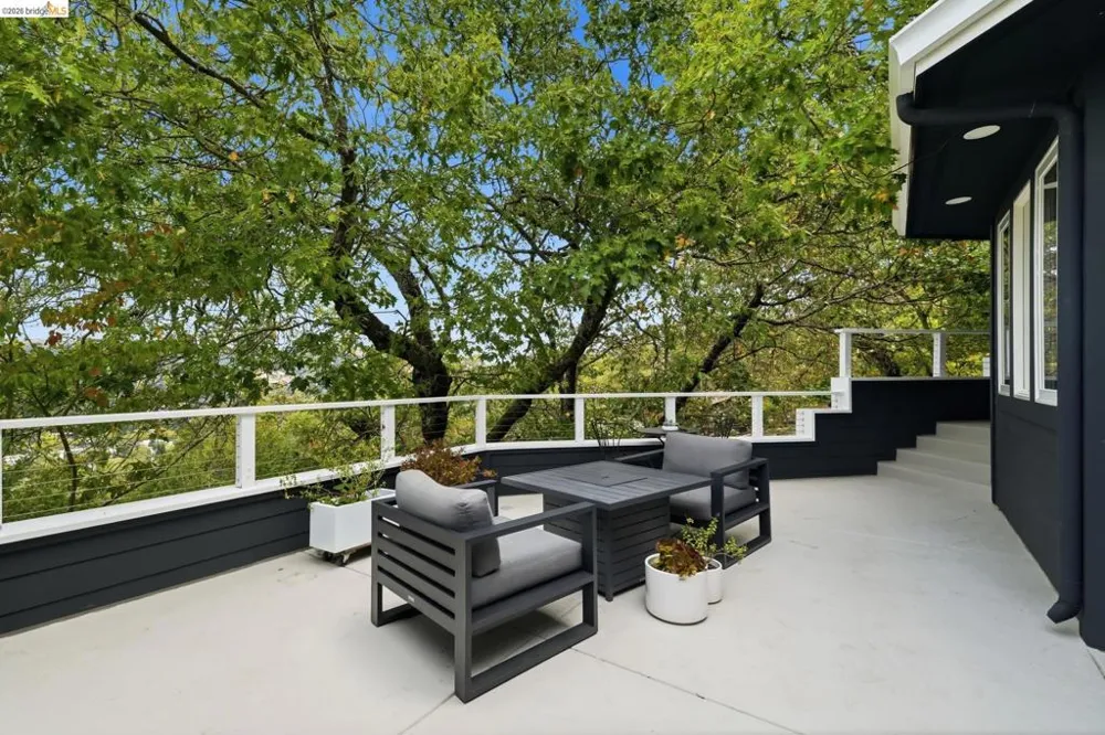 857 Mountain View Drive Lafayette, CA 94549