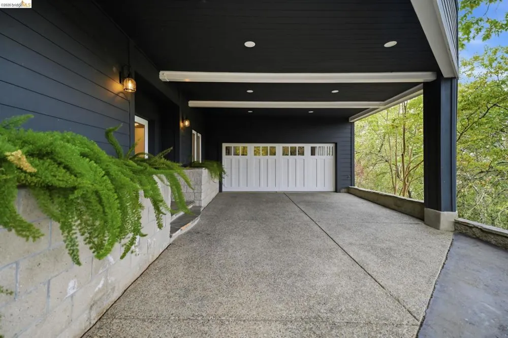 857 Mountain View Drive Lafayette, CA 94549