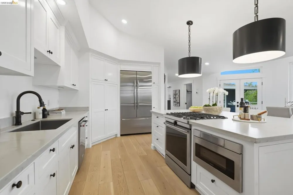 857 Mountain View Drive Lafayette, CA 94549