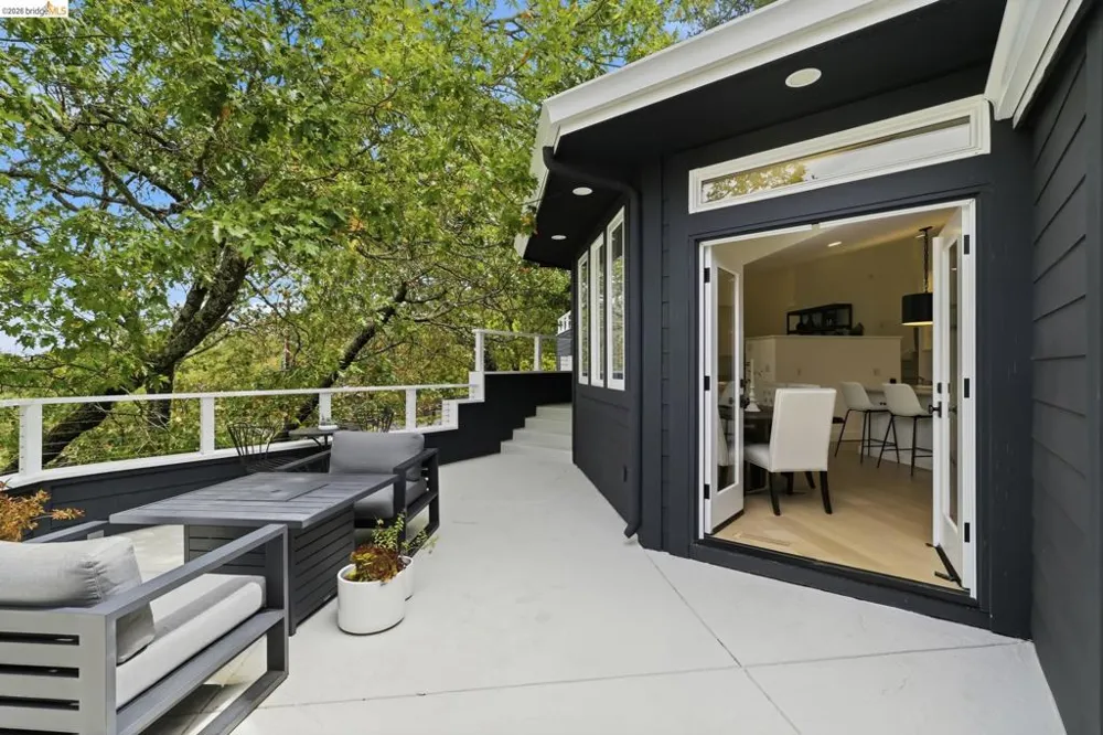 857 Mountain View Drive Lafayette, CA 94549