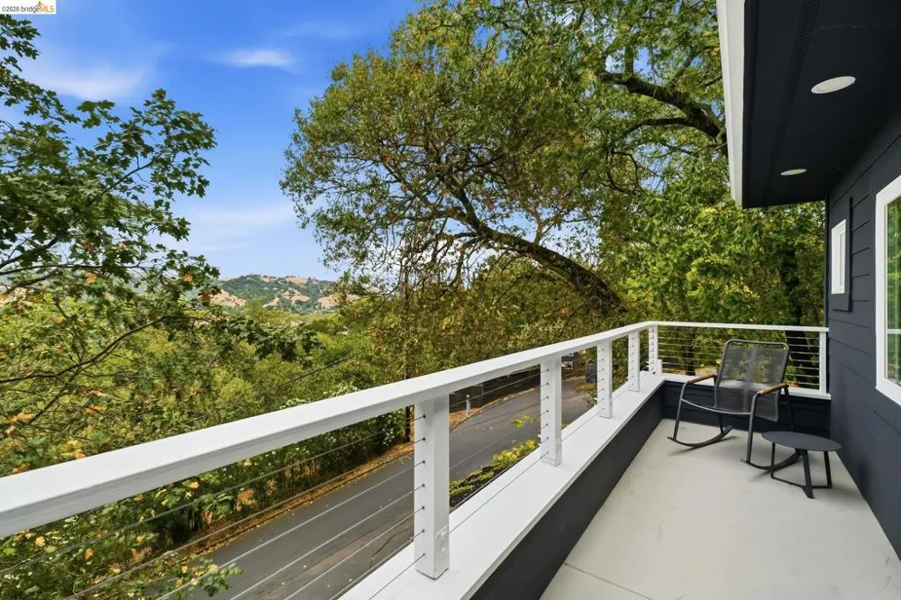 857 Mountain View Drive Lafayette, CA 94549