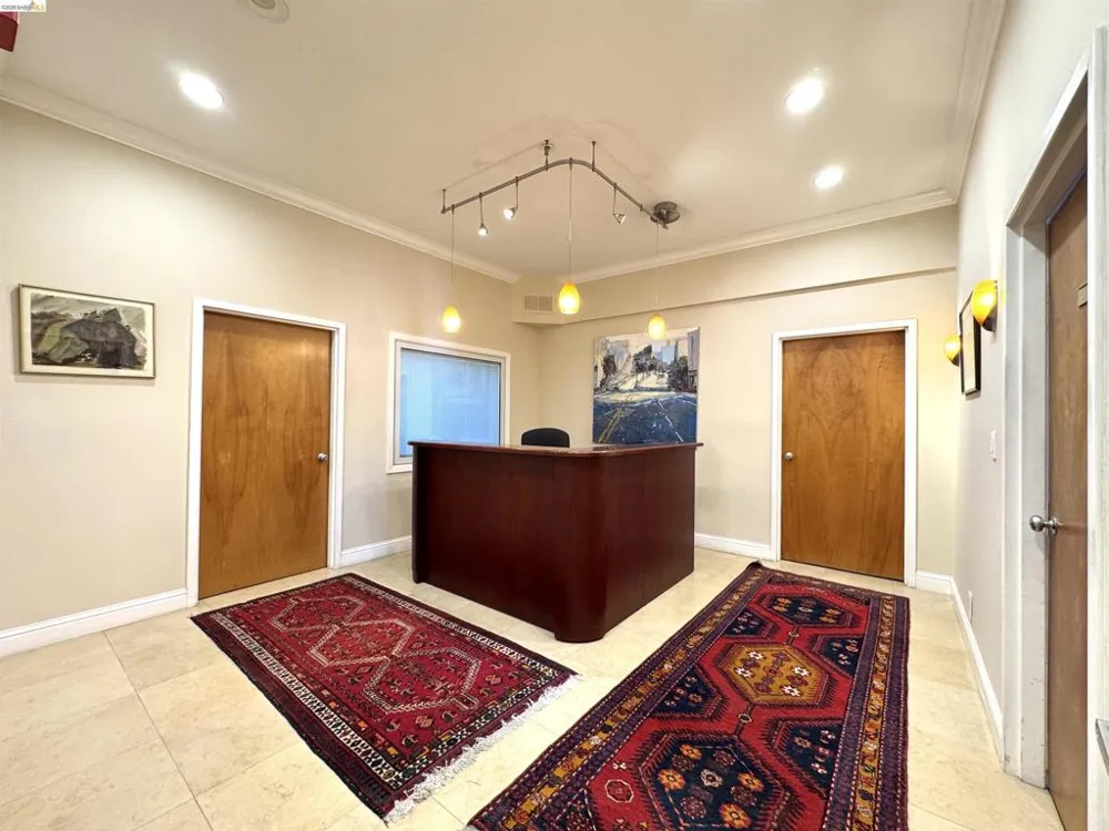 212 9Th St #401 Oakland, CA 94607