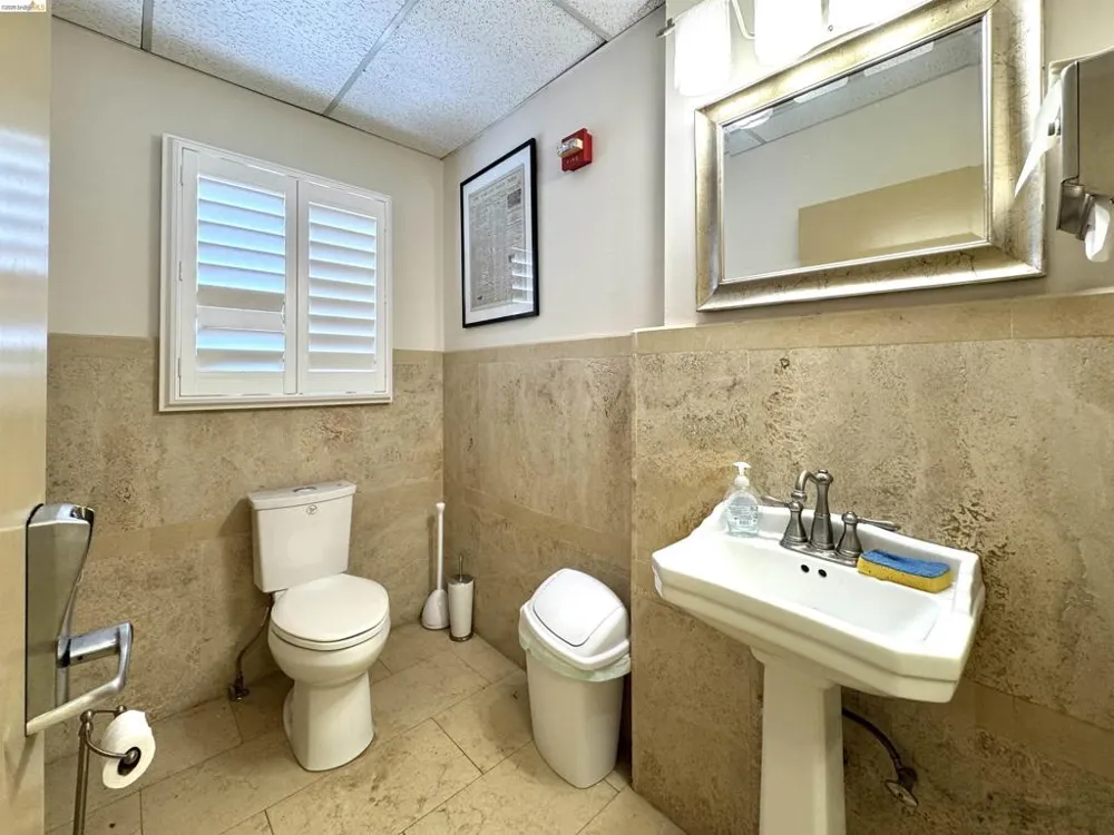 212 9Th St #401 Oakland, CA 94607