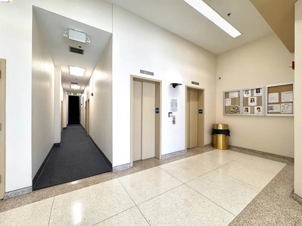 212 9Th St #401 Oakland, CA 94607