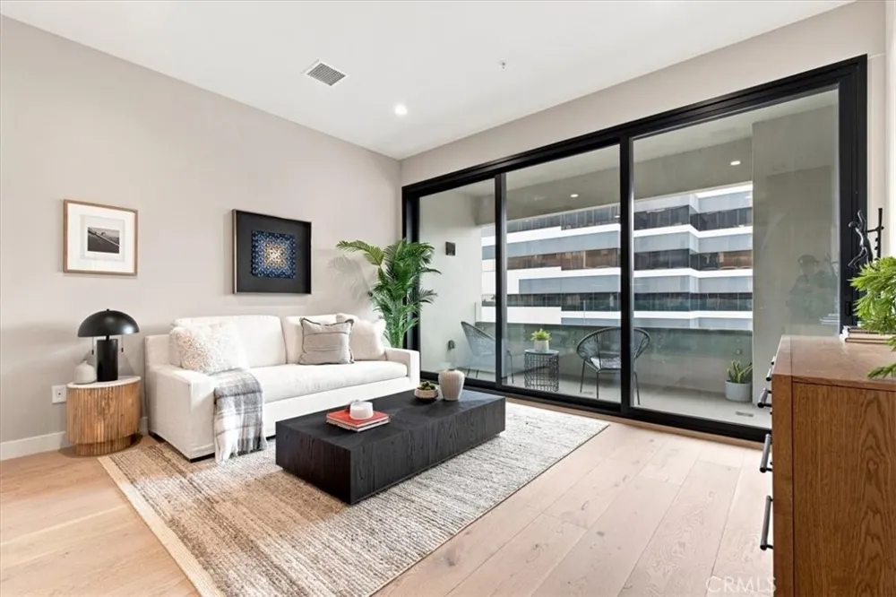 388 Cordova Street #505 Pasadena, CA 91101