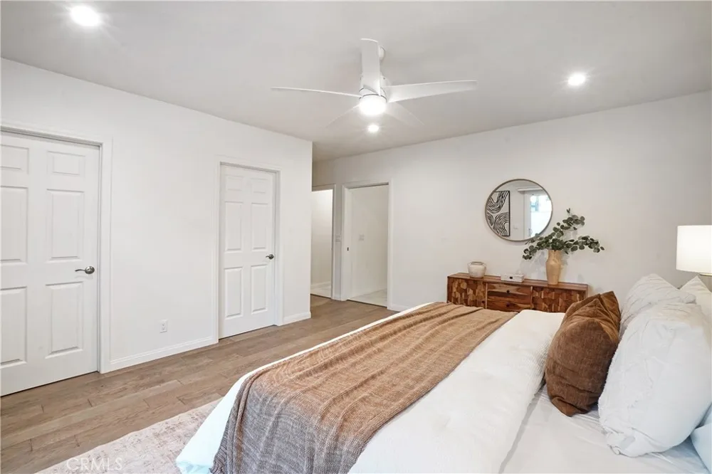 8550 Raviller Drive Downey, CA 90240