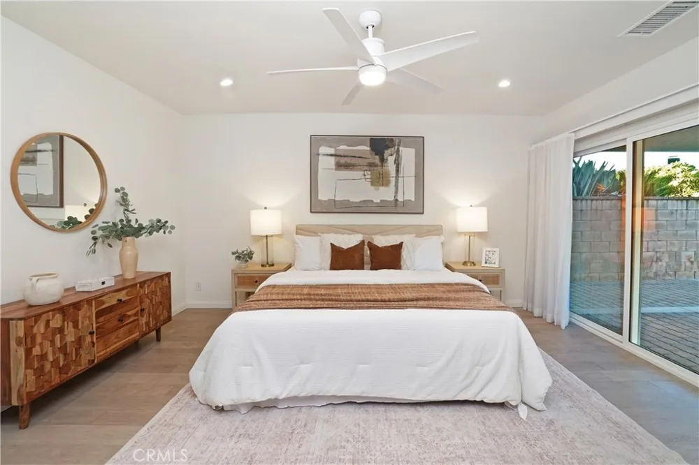8550 Raviller Drive Downey, CA 90240