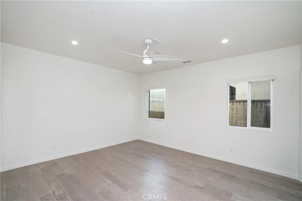 8550 Raviller Drive Downey, CA 90240