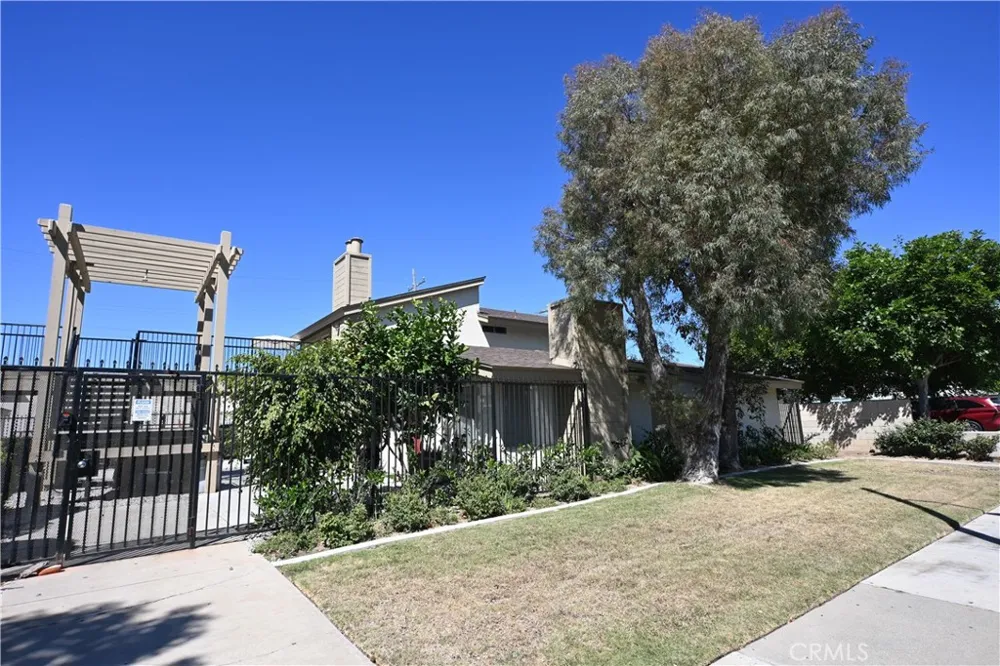 810 Center Street Costa Mesa, CA 92627