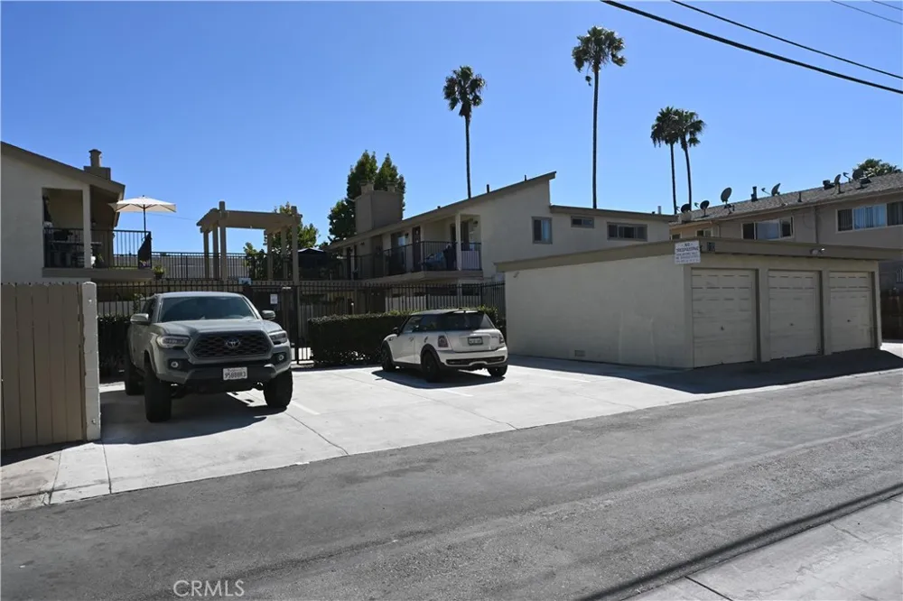 810 Center Street Costa Mesa, CA 92627
