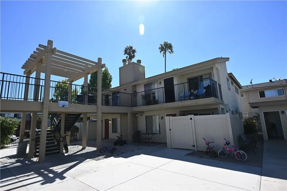 810 Center Street Costa Mesa, CA 92627