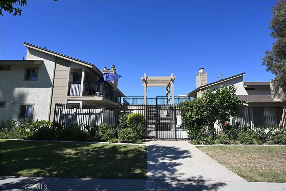 810 Center Street Costa Mesa, CA 92627