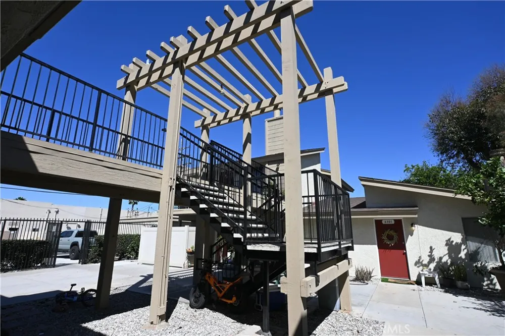 810 Center Street Costa Mesa, CA 92627