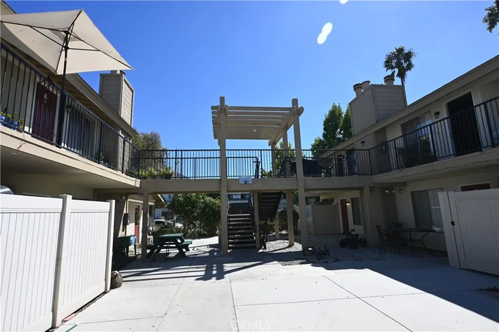 810 Center Street Costa Mesa, CA 92627