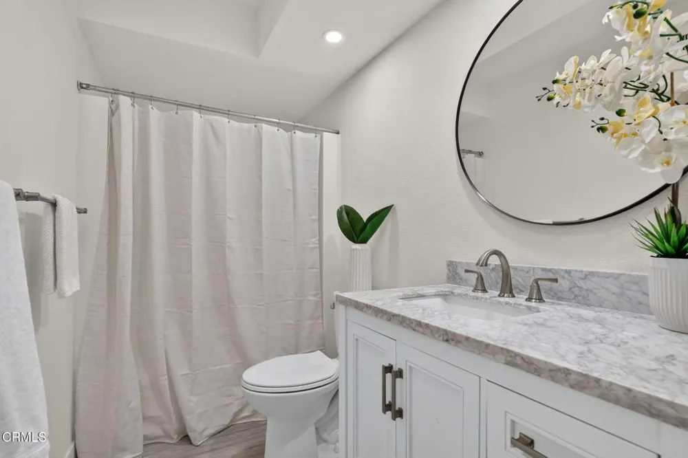 327 W 230th Street Carson, CA 90745