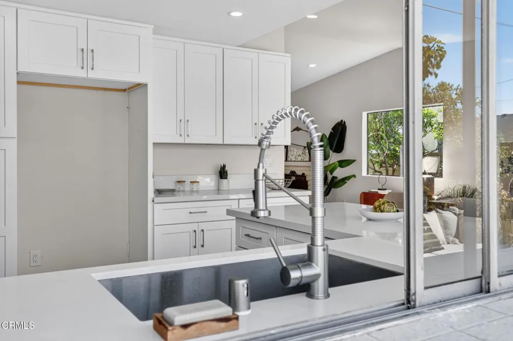 327 W 230th Street Carson, CA 90745