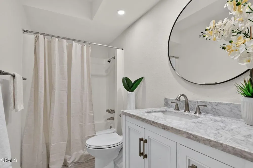 327 W 230th Street Carson, CA 90745