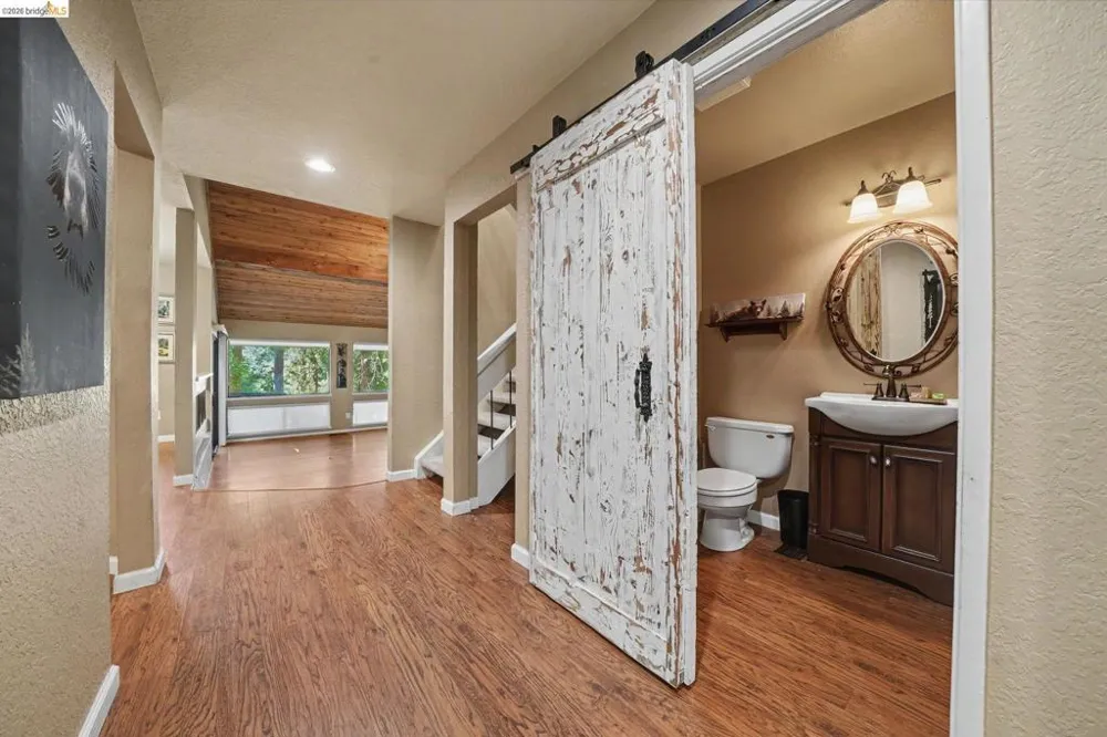 1128 Fairway Ct Murphys, CA 95247