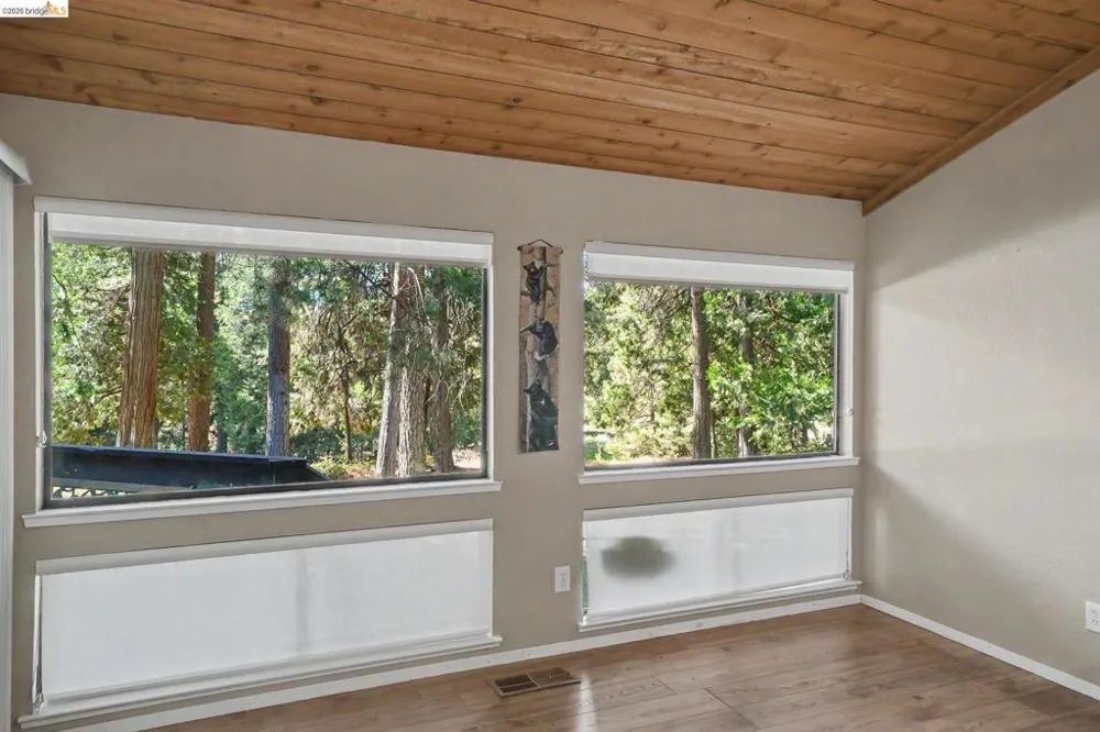 1128 Fairway Ct Murphys, CA 95247